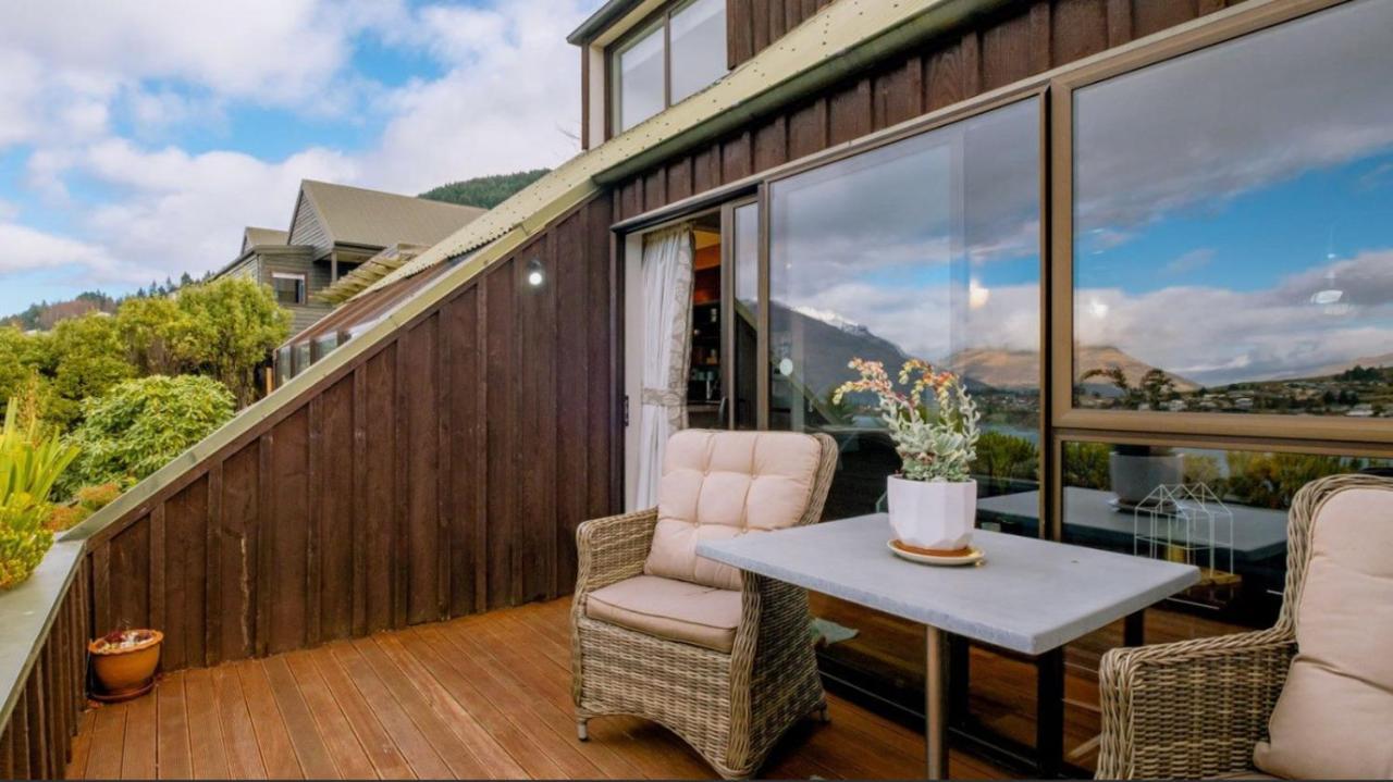 4 Bedroom Home, Unlimited Wifi, Fantastic Lake Views With Private Balcony Queenstown Exterior foto